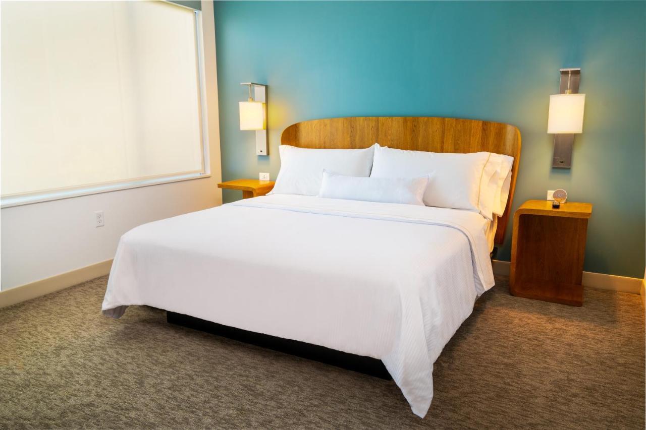 Element Airport Hotel 3*